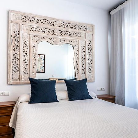 Apartamentos Cel Blau ซานตาเอวเลเรียเดสริว ภายนอก รูปภาพ