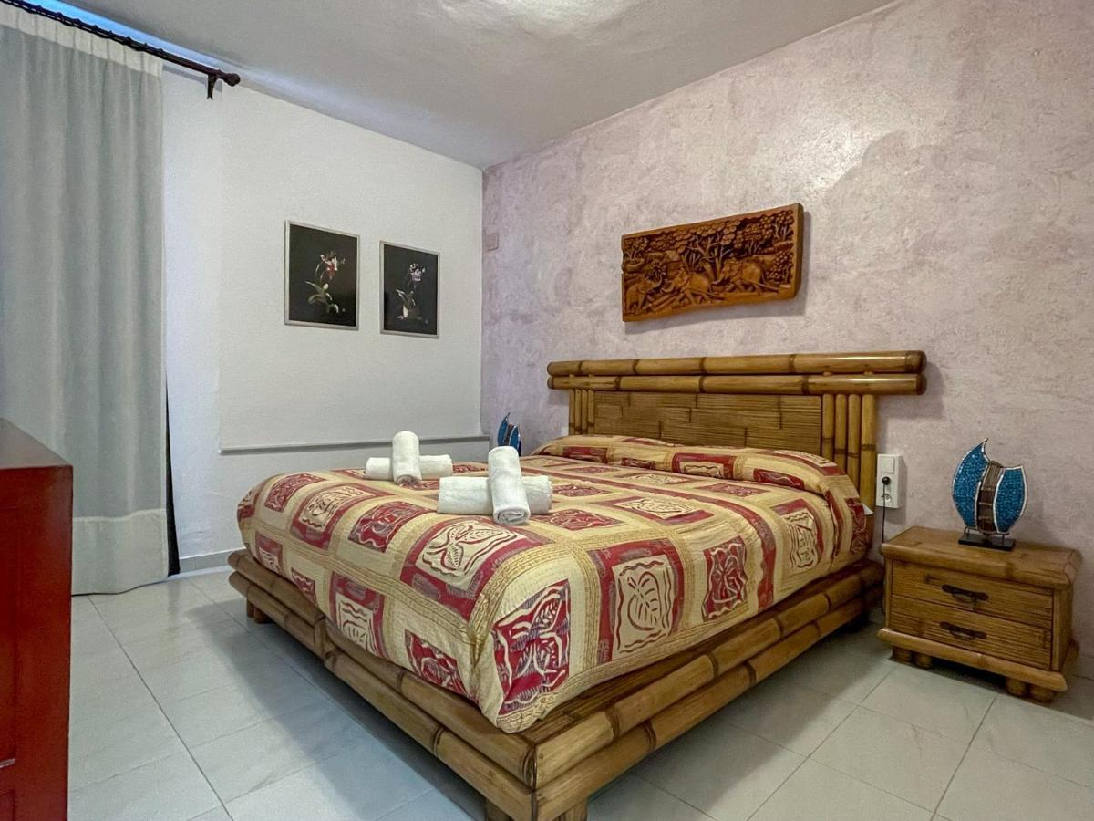 Apartamentos Cel Blau ซานตาเอวเลเรียเดสริว ภายนอก รูปภาพ