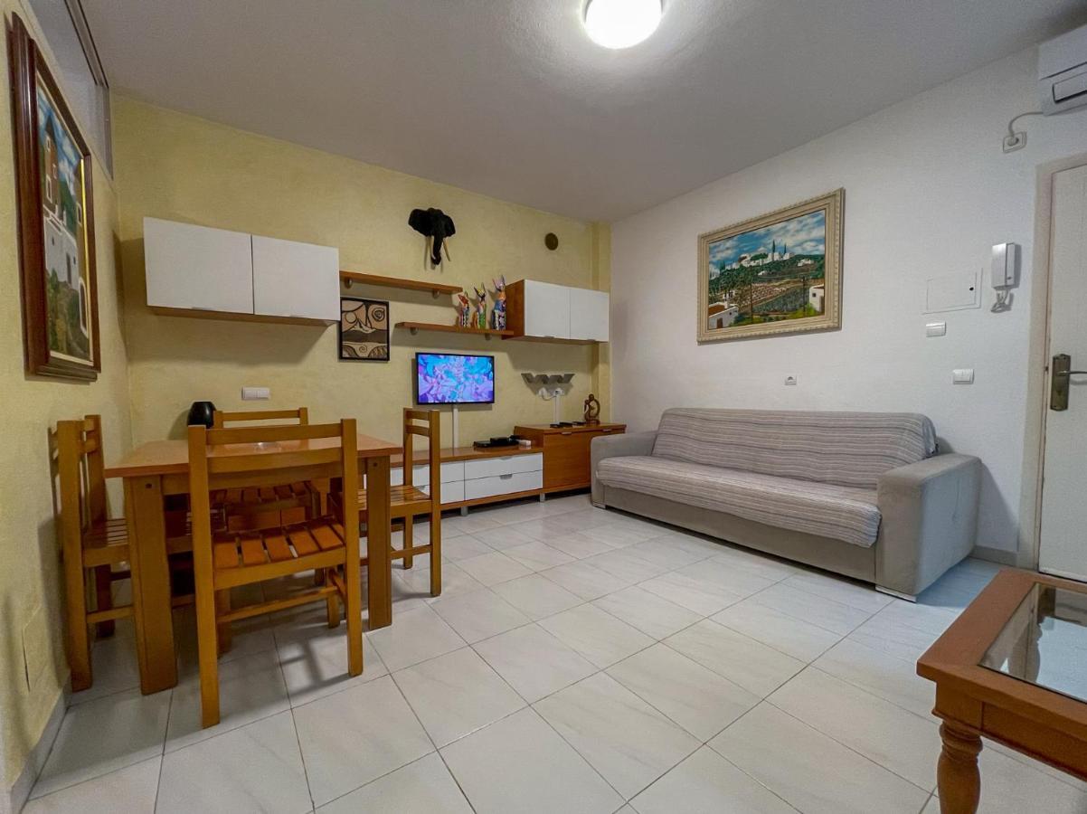 Apartamentos Cel Blau ซานตาเอวเลเรียเดสริว ภายนอก รูปภาพ