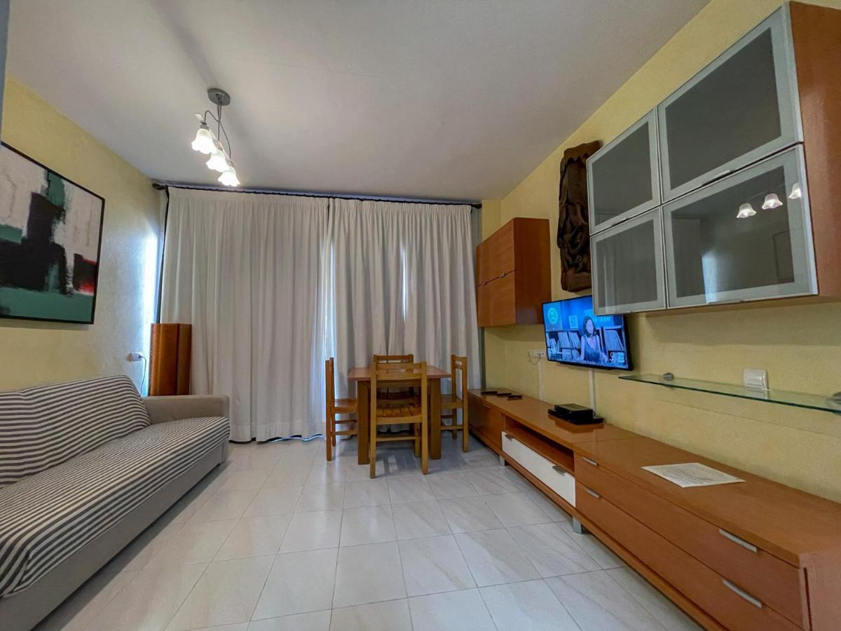 Apartamentos Cel Blau ซานตาเอวเลเรียเดสริว ภายนอก รูปภาพ