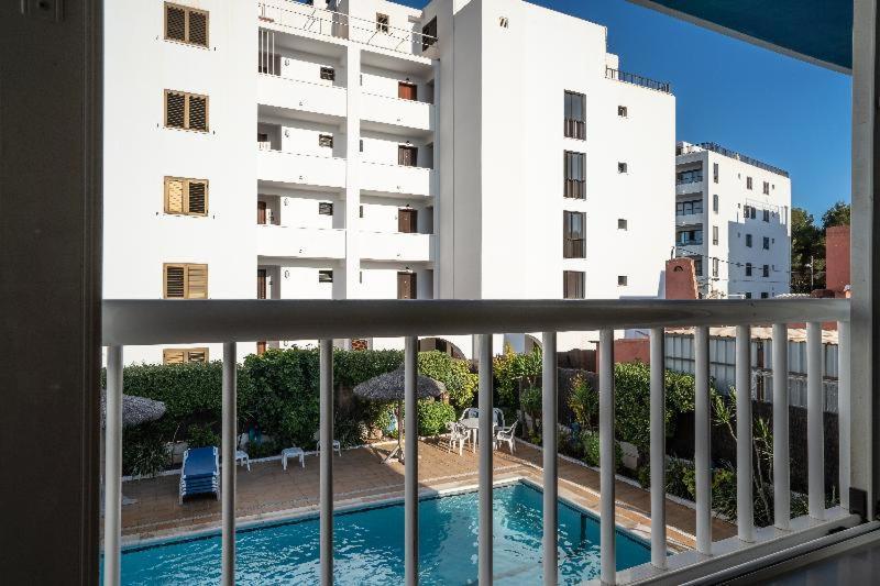 Apartamentos Cel Blau ซานตาเอวเลเรียเดสริว ห้อง รูปภาพ