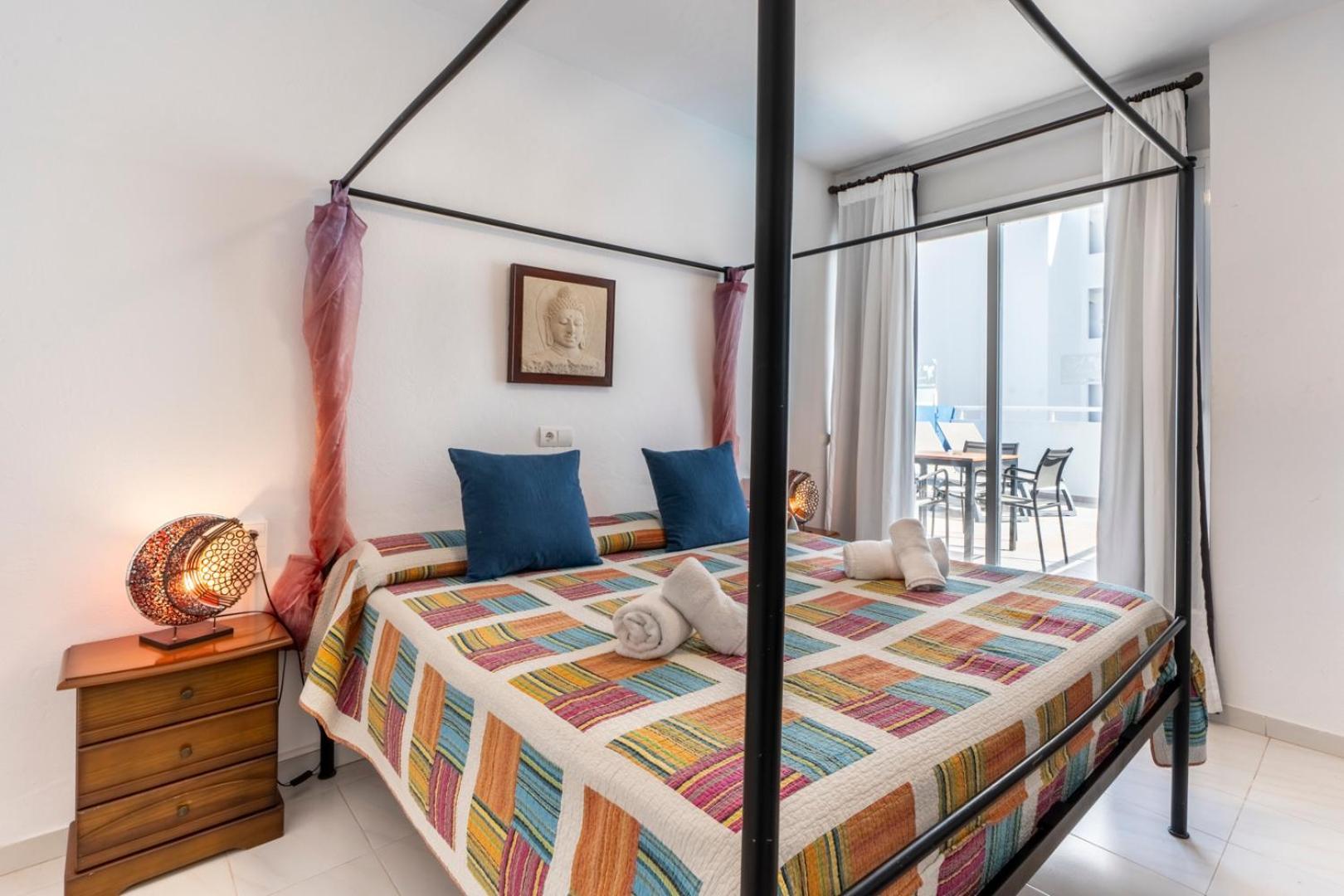 Apartamentos Cel Blau ซานตาเอวเลเรียเดสริว ภายนอก รูปภาพ