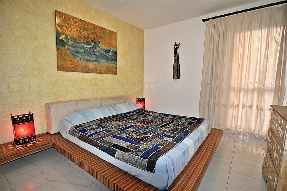 Apartamentos Cel Blau ซานตาเอวเลเรียเดสริว ภายนอก รูปภาพ